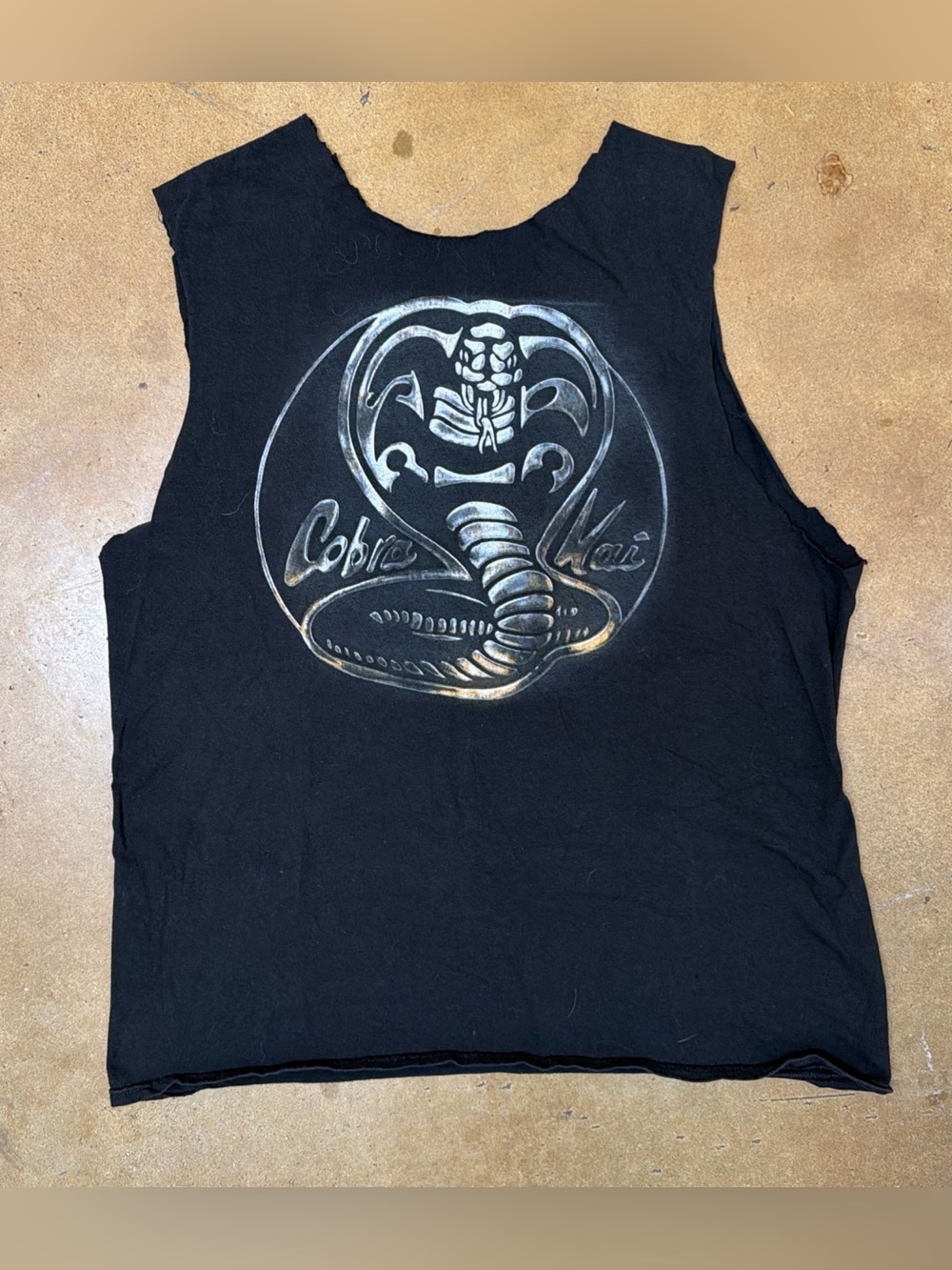 Bioworld Cobra Kai Black Sleeveless Graphic Men's T-Shirt Size Medium